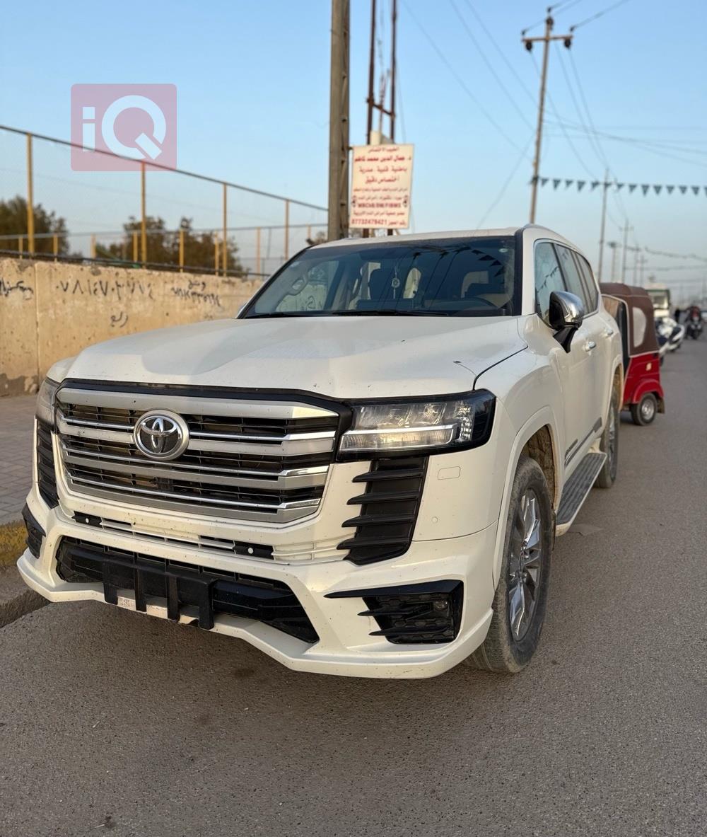 تويوتا لاندكروزر